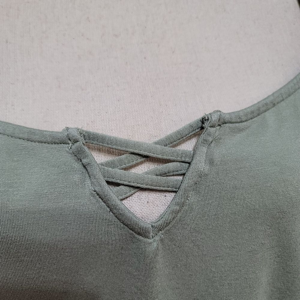 Torrid Super Soft V-Neck Lace-Up Ruffle Tank - Picture 3 of 6